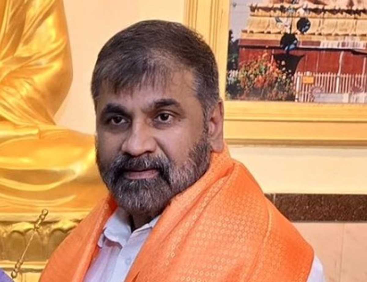 महाराष्ट्र के विकास के लिए काम करना चाहते हैं राज ठाकरे : शिवसेना (यूबीटी) नेता का बयान महाराष्ट्र के विकास के लिए काम करना चाहते हैं राज ठाकरे : शिवसेना (यूबीटी) नेता का बयान